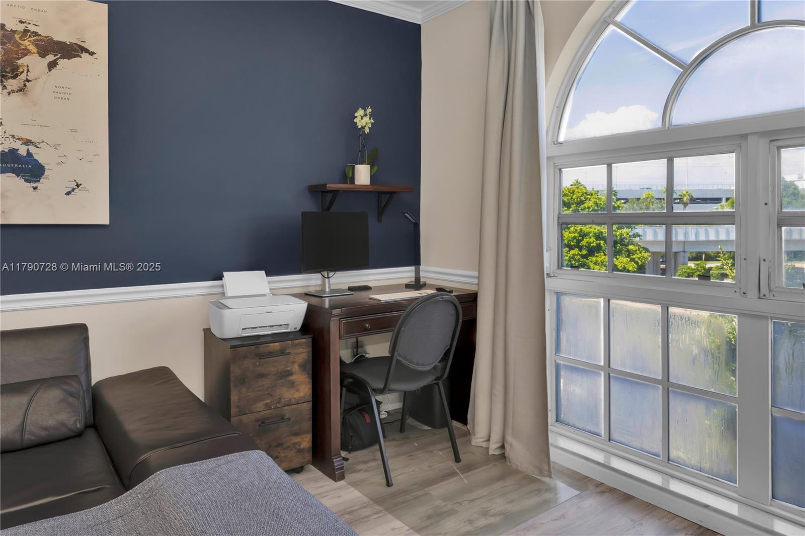 UNIVERSITY INN CONDO - Residential Lease
