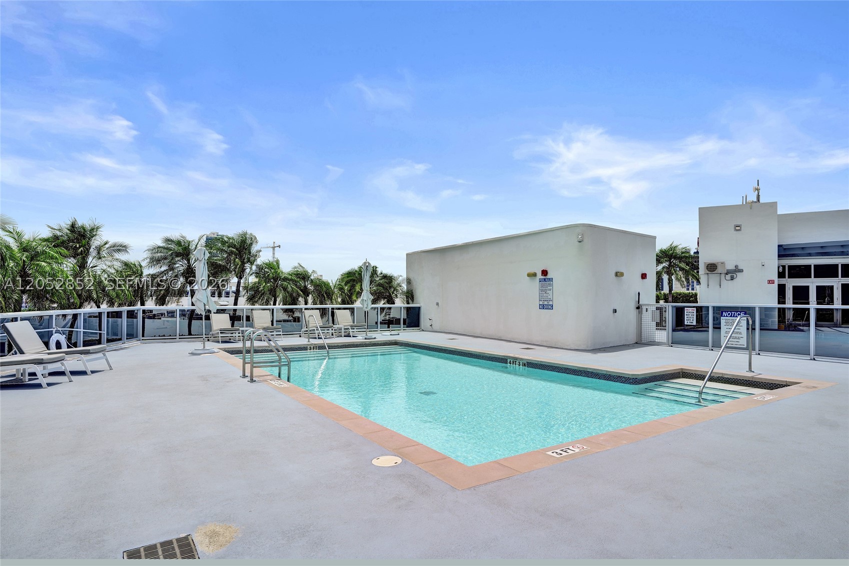 THE MERIDIAN CONDO - Residential