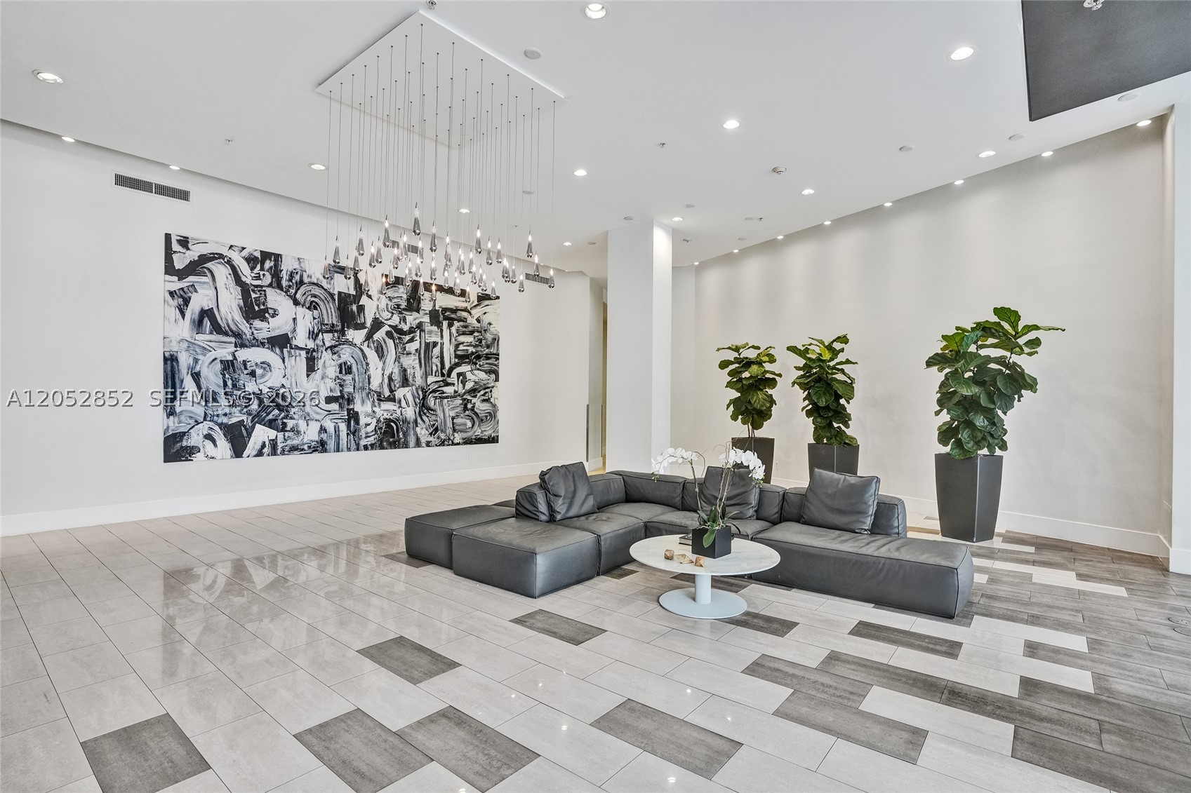 THE MERIDIAN CONDO - Residential