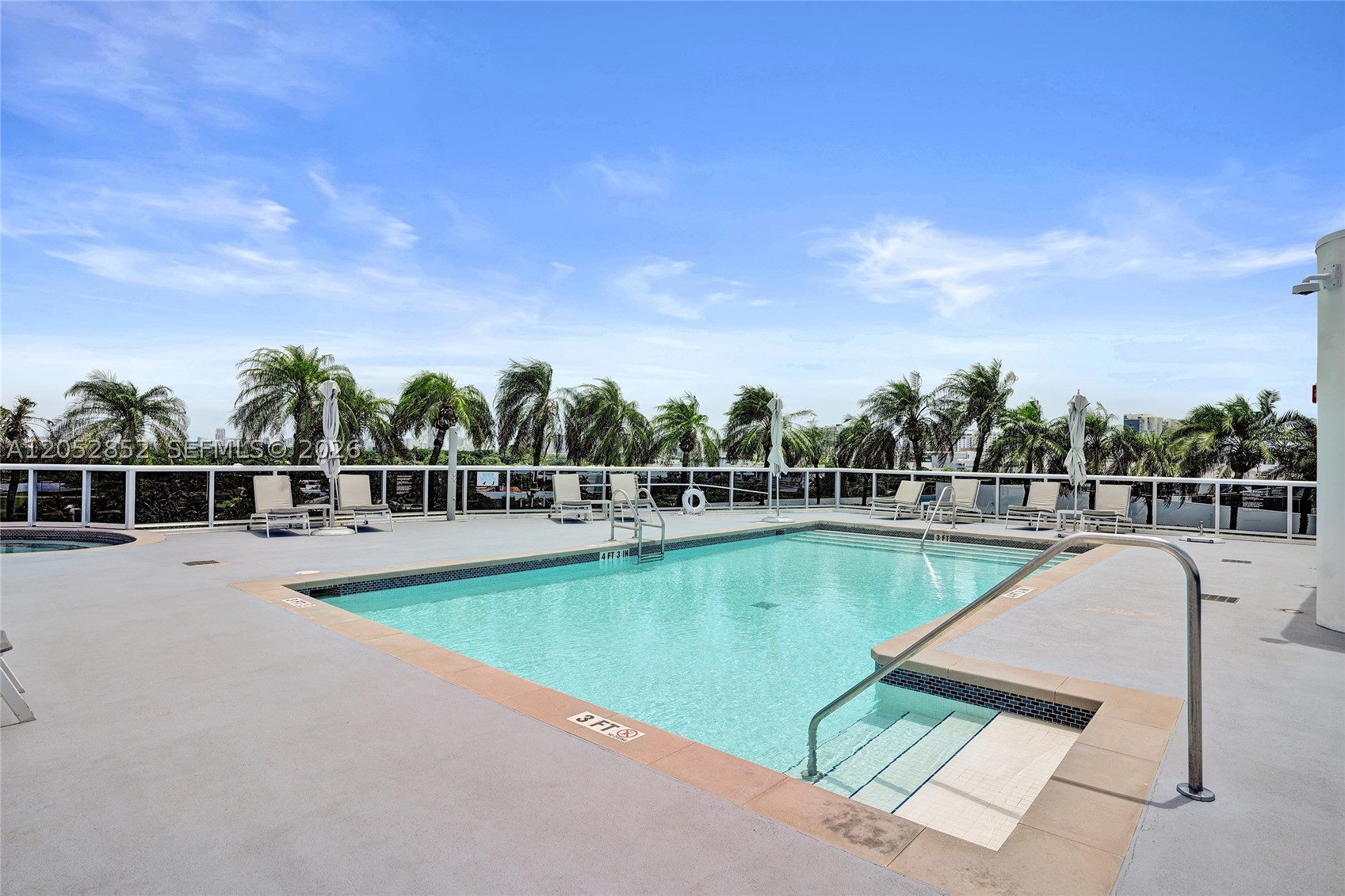 THE MERIDIAN CONDO - Residential