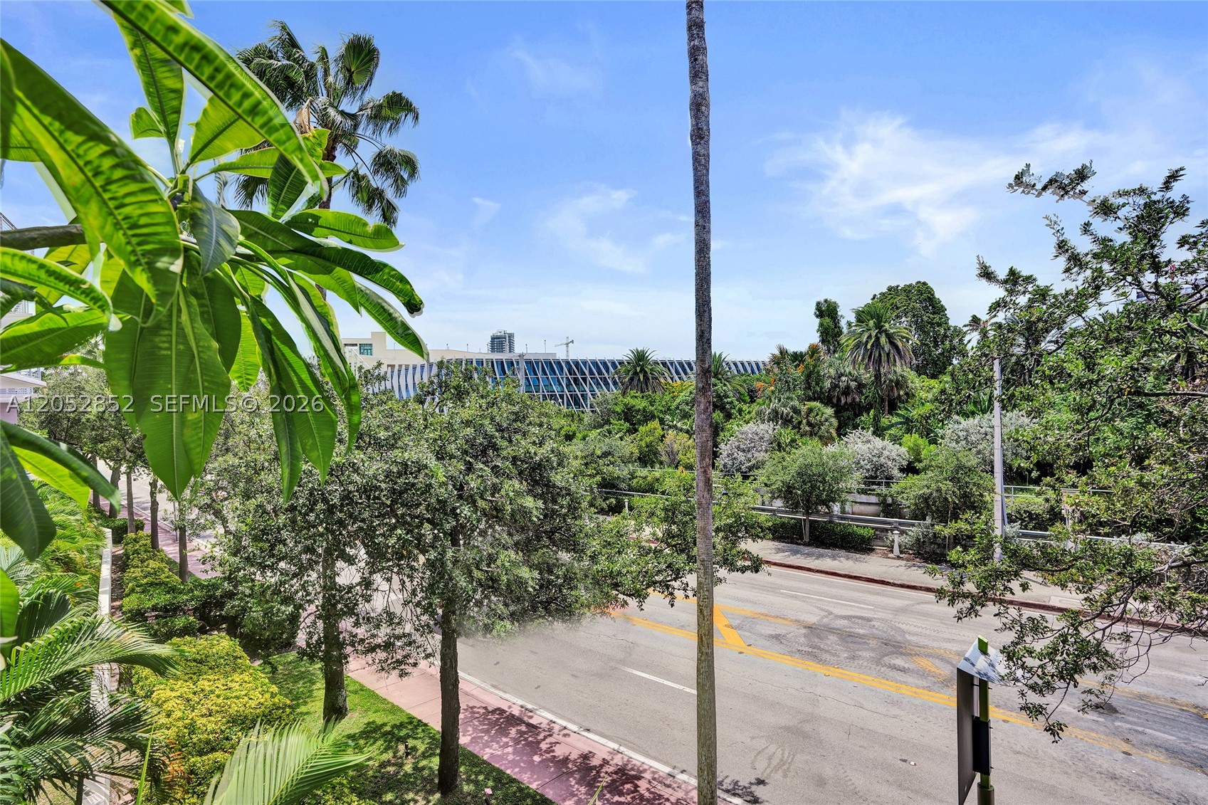 THE MERIDIAN CONDO - Residential