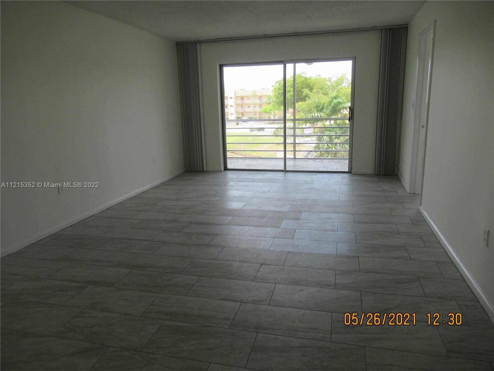SUNRISE LAKES 36 CONDO - Residential Lease