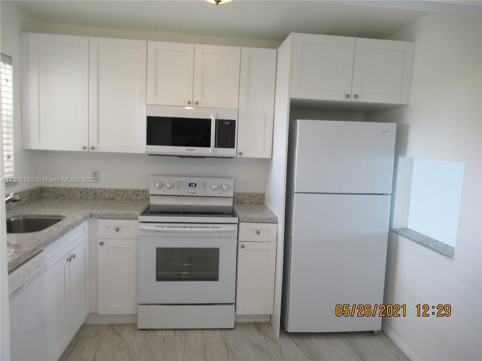 SUNRISE LAKES 36 CONDO - Residential Lease