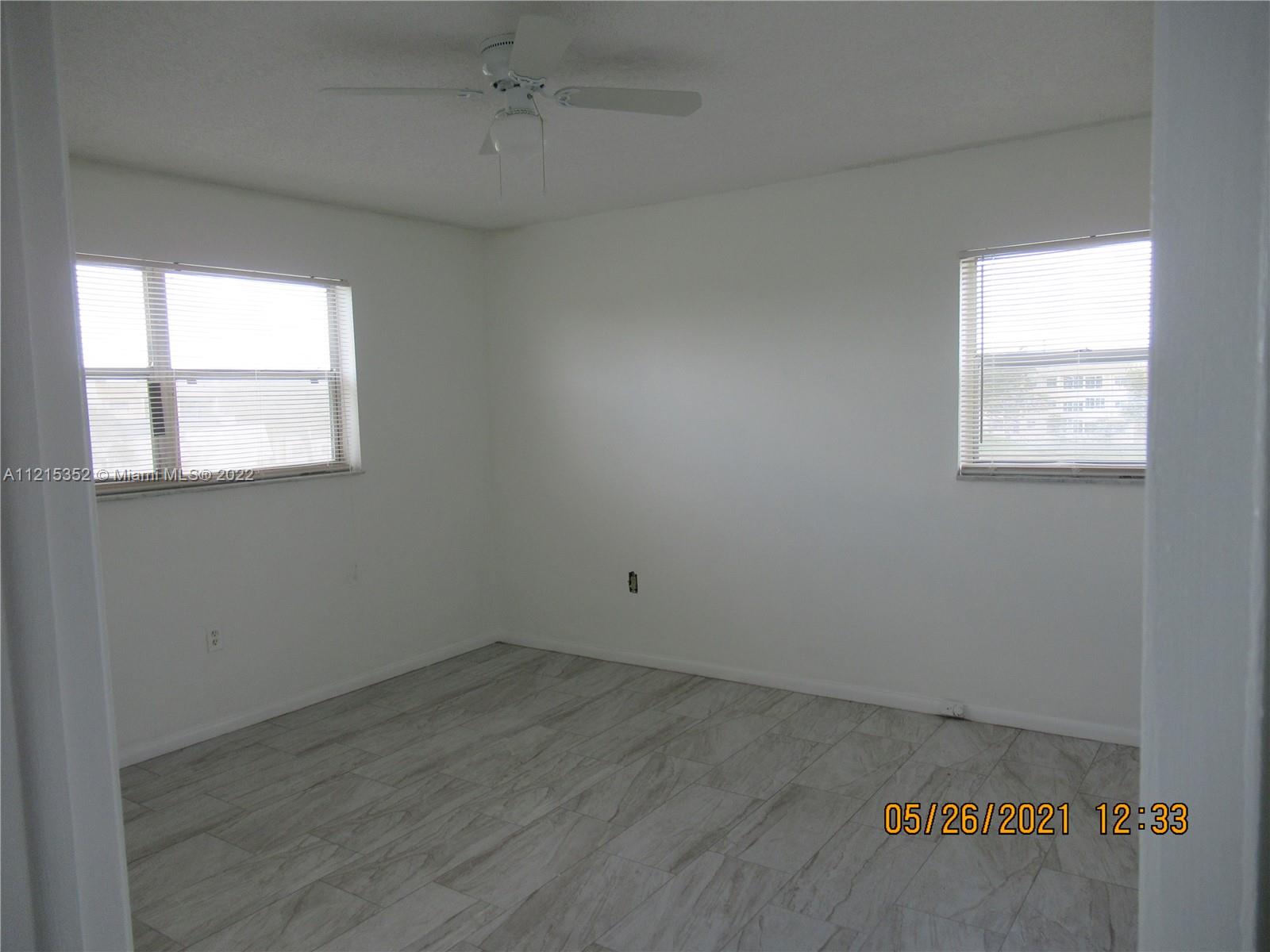 SUNRISE LAKES 36 CONDO - Residential Lease