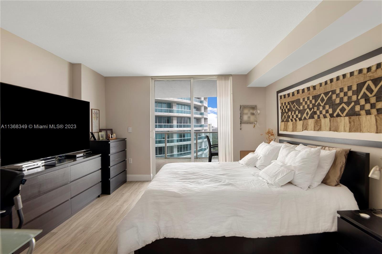 SKYLINE ON BRICKELL CONDO - Residential