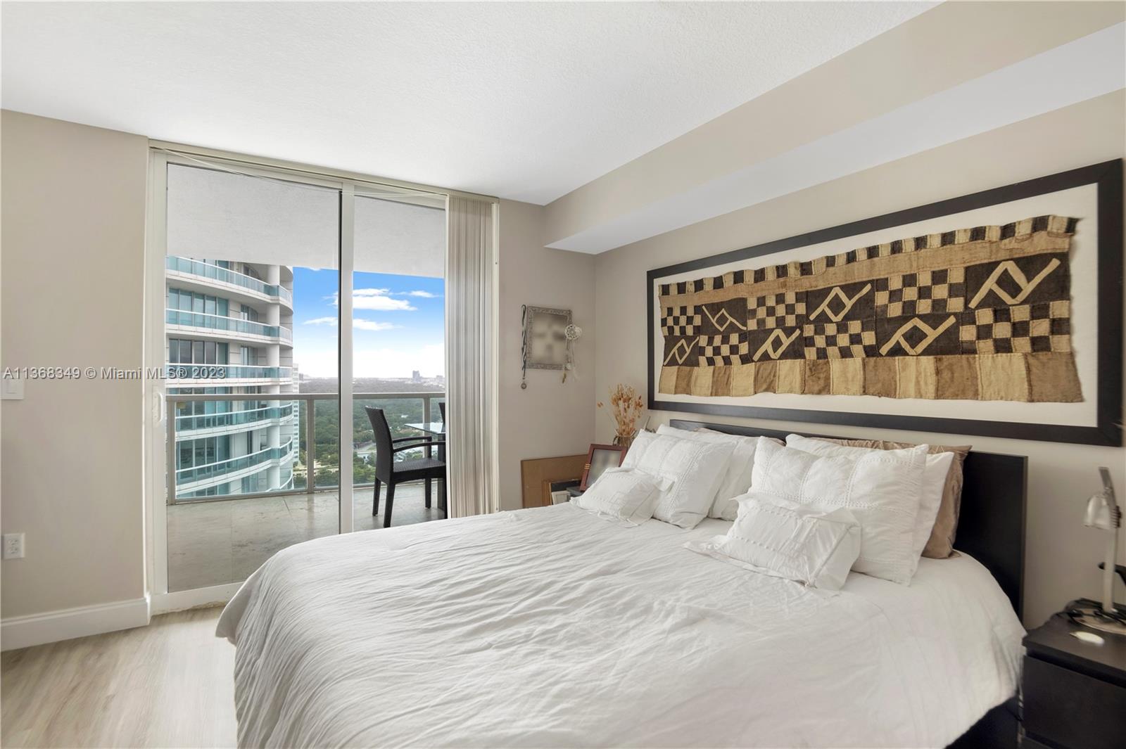SKYLINE ON BRICKELL CONDO - Residential
