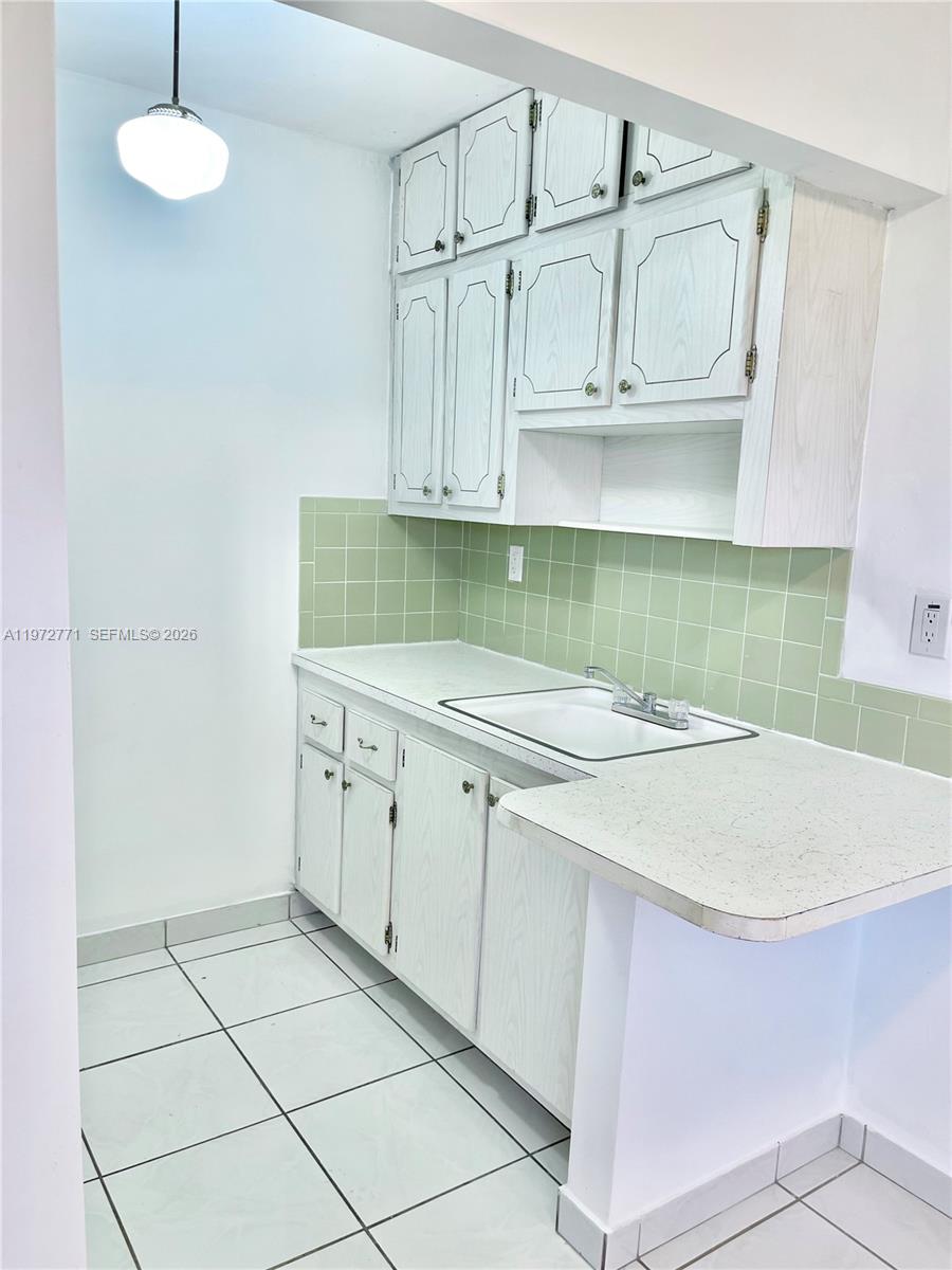 WARRENTON HOUSE CONDO - Residential
