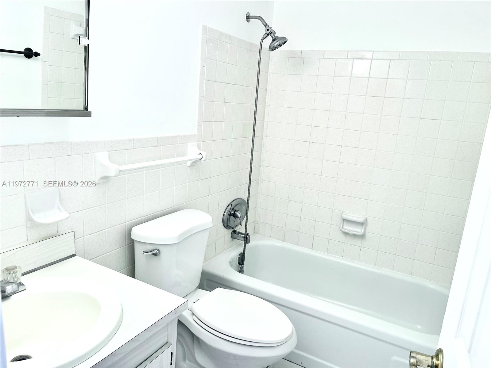 WARRENTON HOUSE CONDO - Residential
