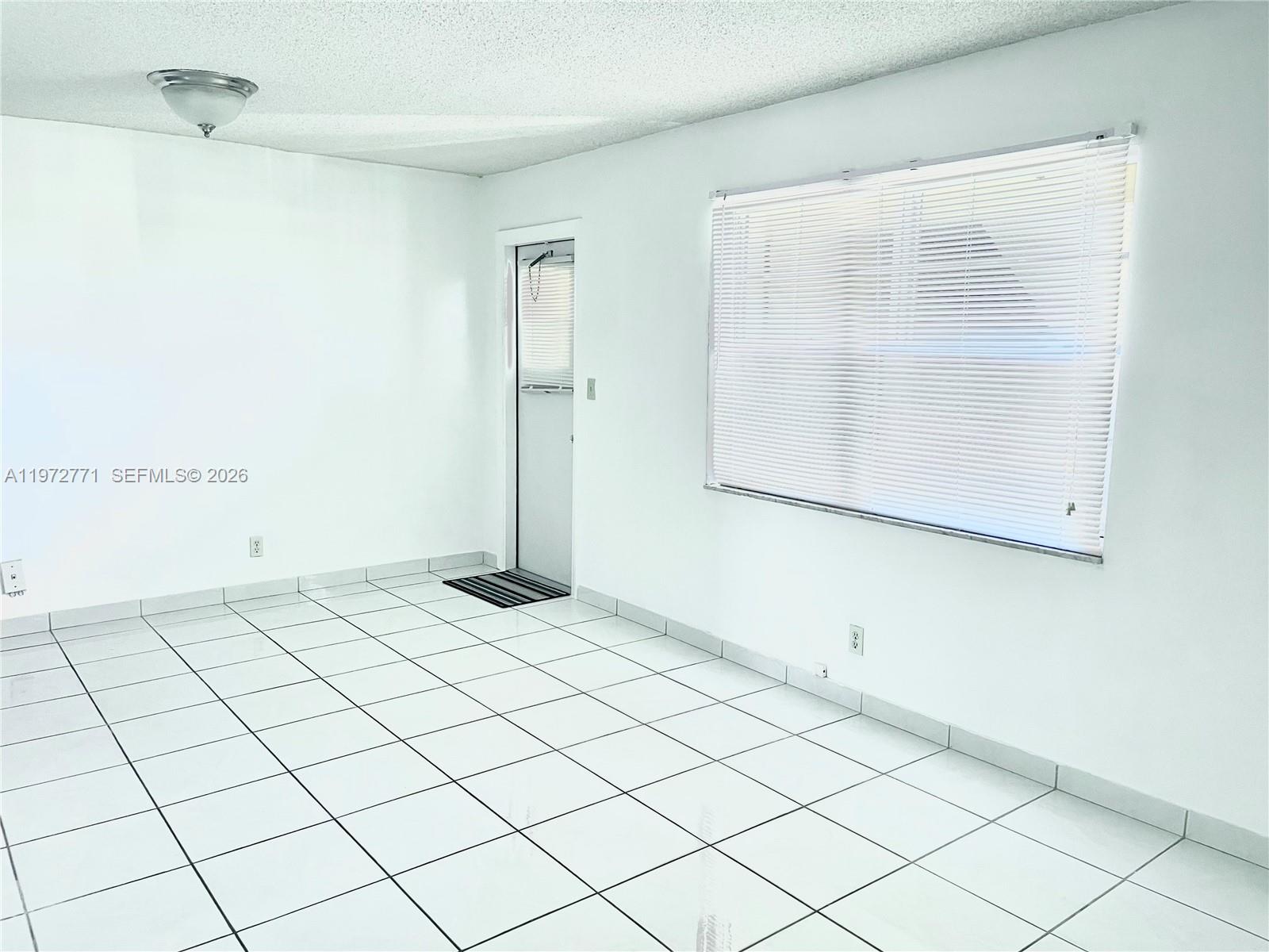 WARRENTON HOUSE CONDO - Residential