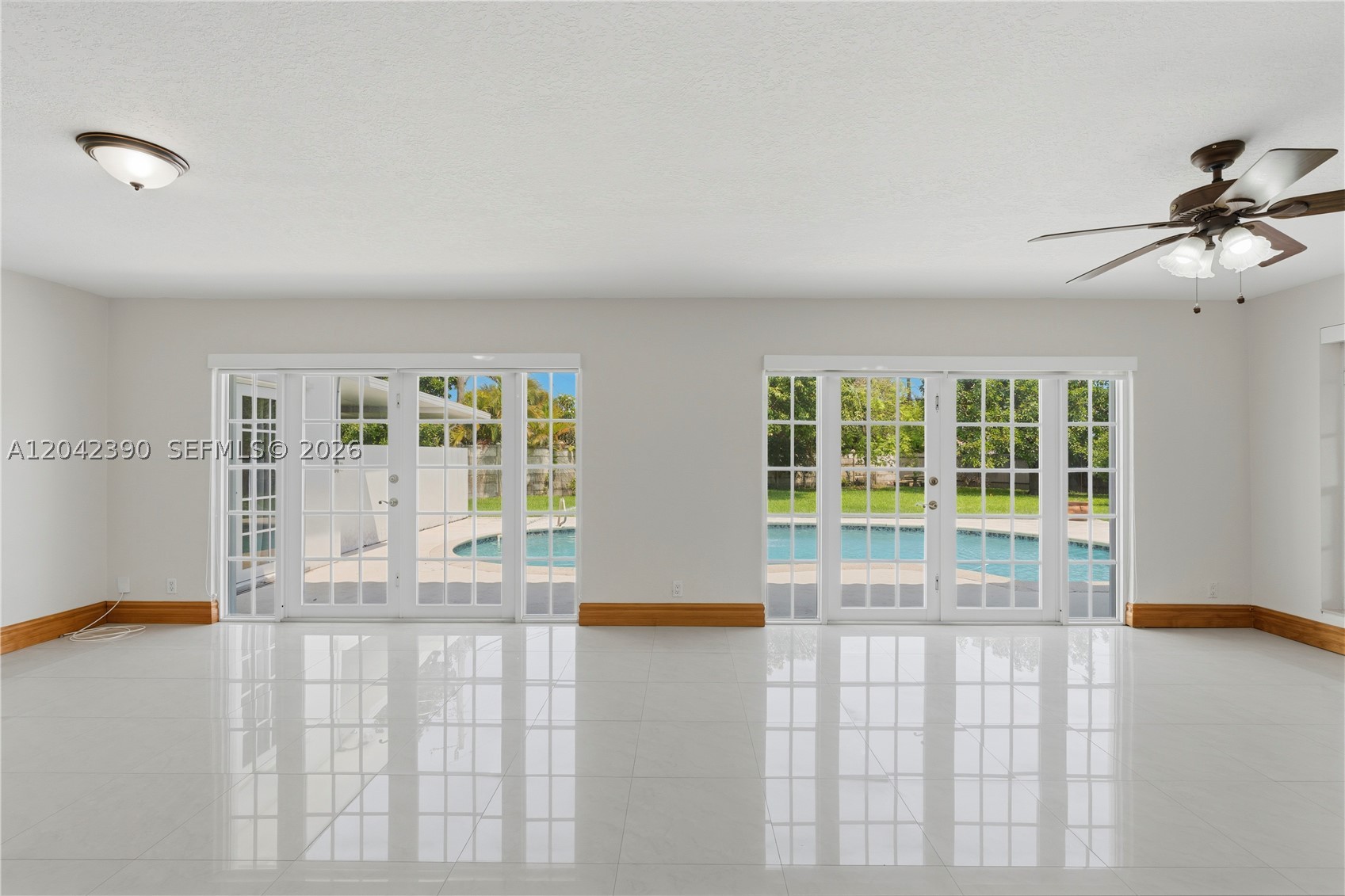 PALM SPRINGS LAKES 2ND AD - Residential