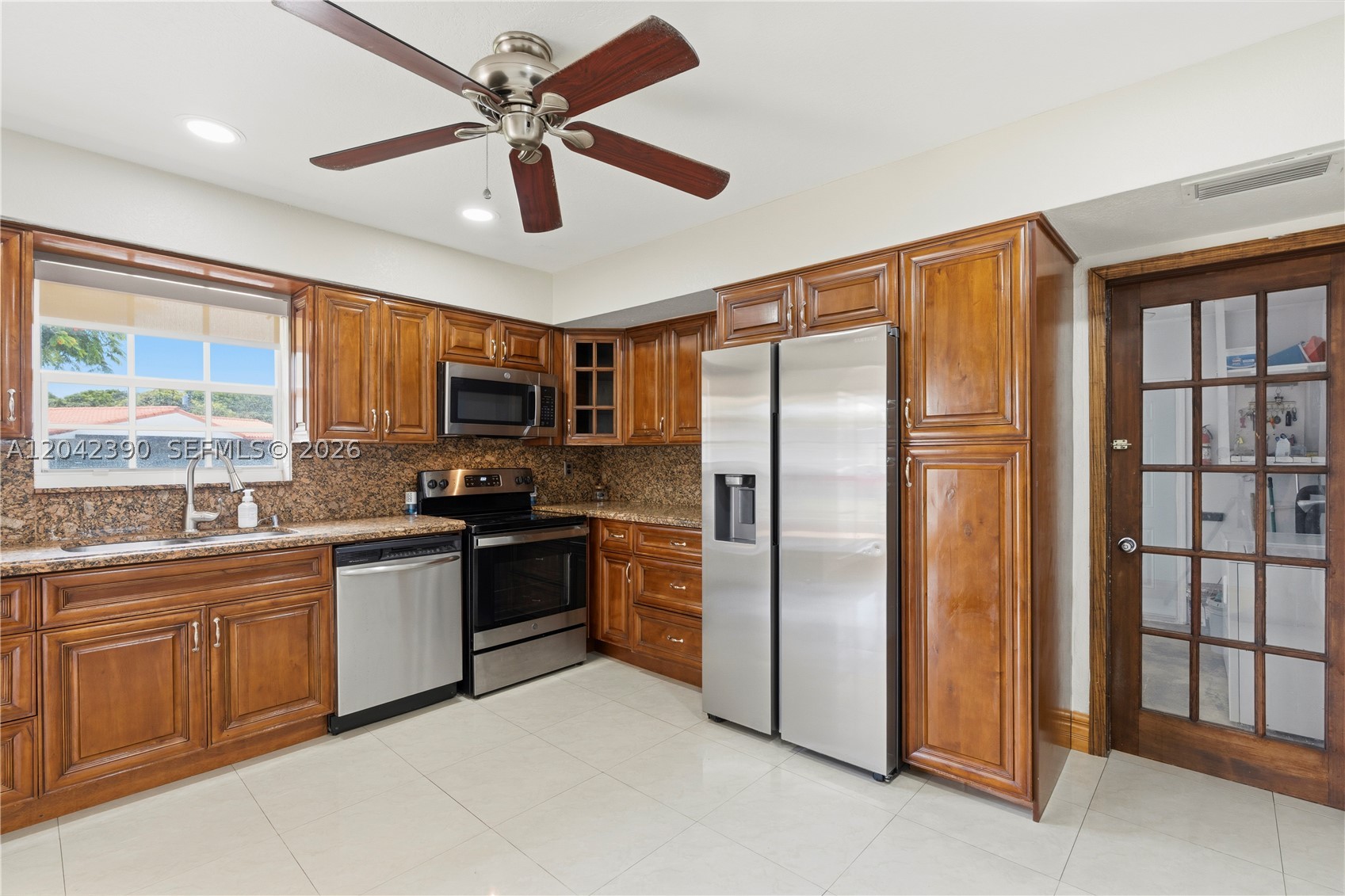 PALM SPRINGS LAKES 2ND AD - Residential
