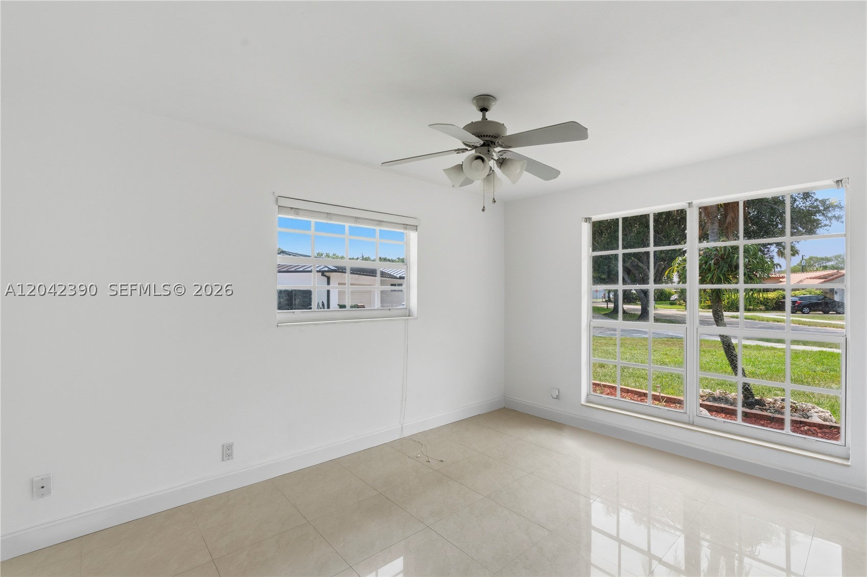 PALM SPRINGS LAKES 2ND AD - Residential