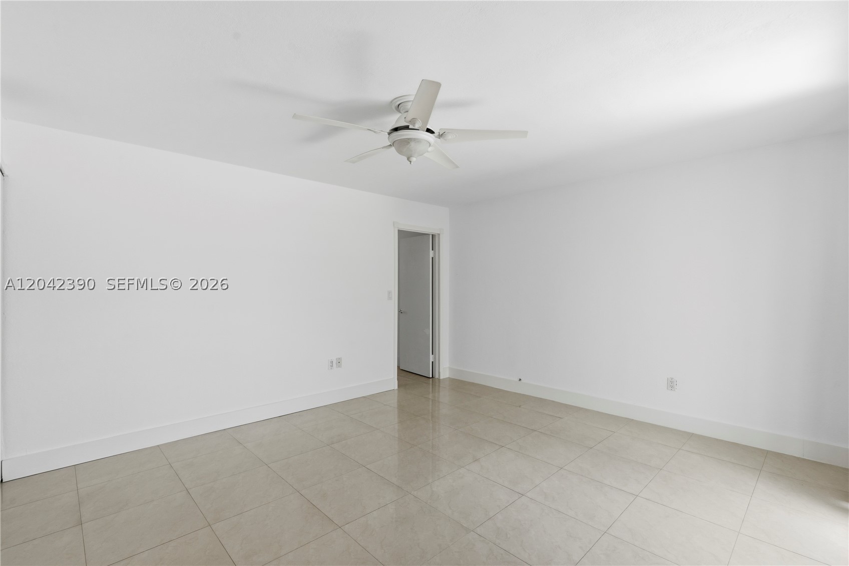 PALM SPRINGS LAKES 2ND AD - Residential