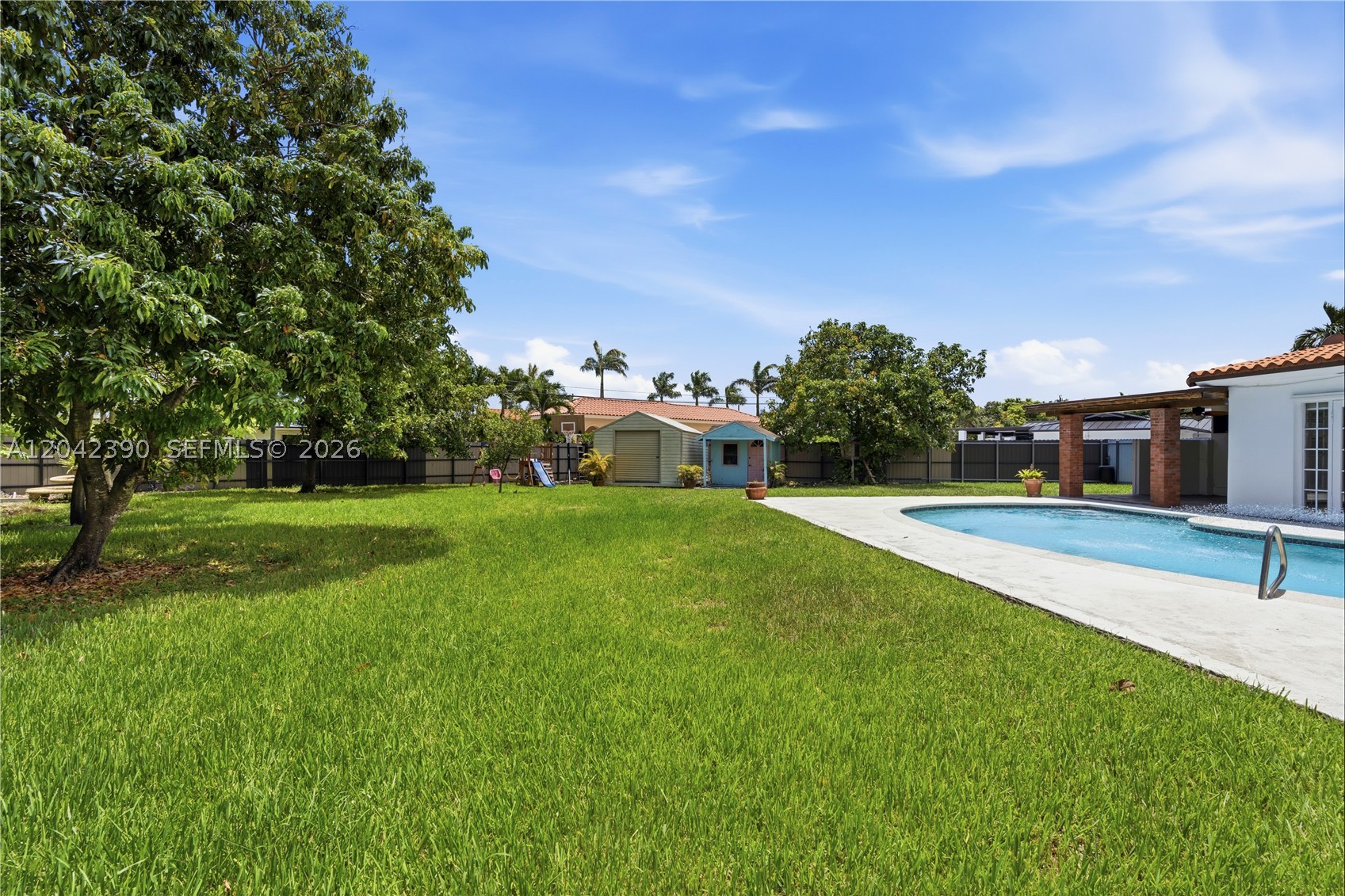 PALM SPRINGS LAKES 2ND AD - Residential