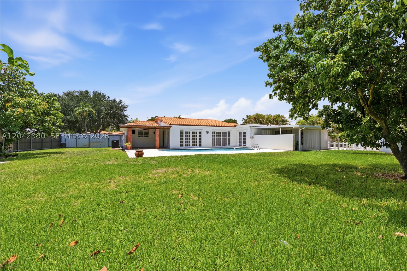 PALM SPRINGS LAKES 2ND AD - Residential
