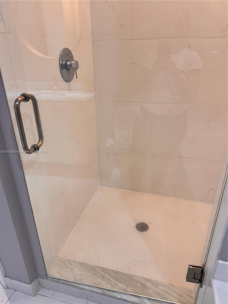 500 BRICKELL WEST CONDO - Residential Lease