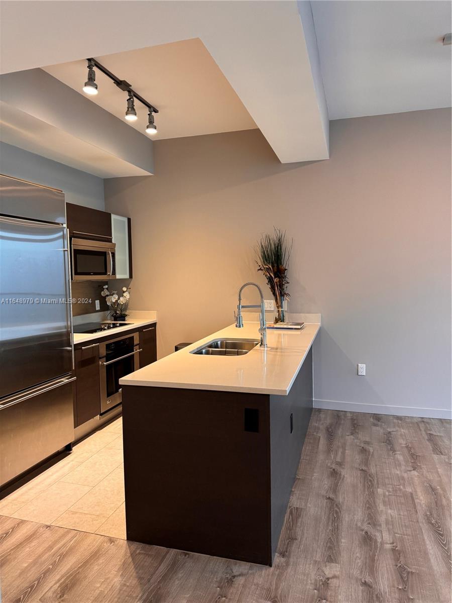 500 BRICKELL WEST CONDO - Residential Lease