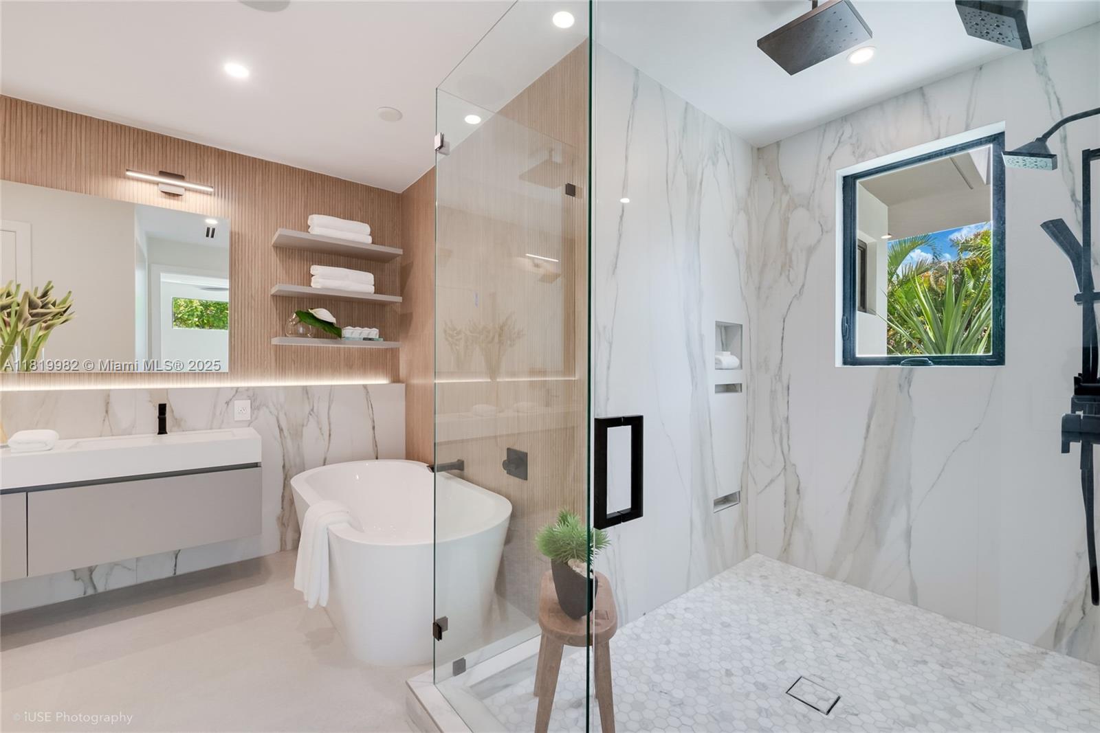 AMD PL OF BONITA PARK - Residential