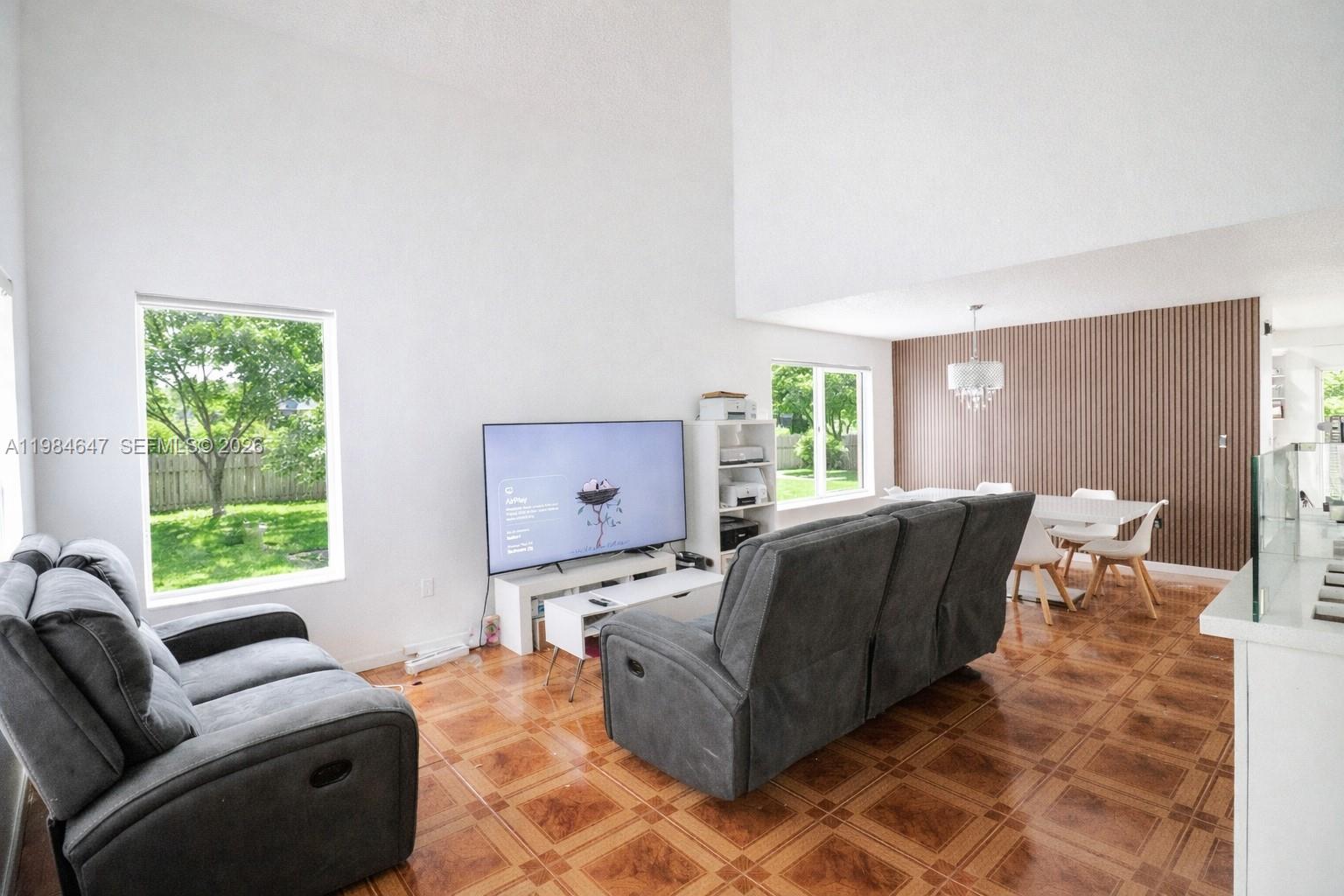 COUNTRY WALK WEST SEC 1 - Residential