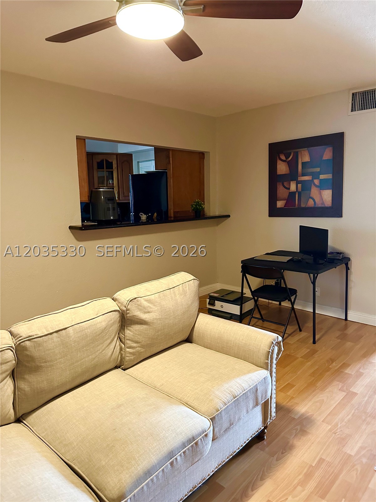 PALM VILLAGE CLUB CONDO - Residential Lease
