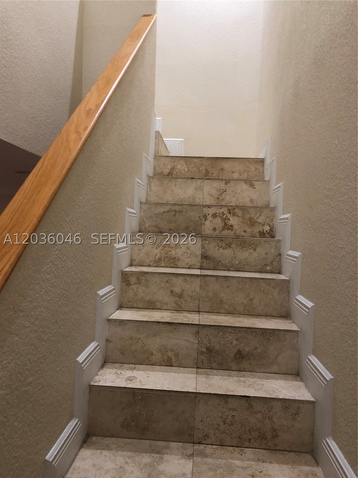 GIFFORD LANE VILLAS CONDO - Residential Lease