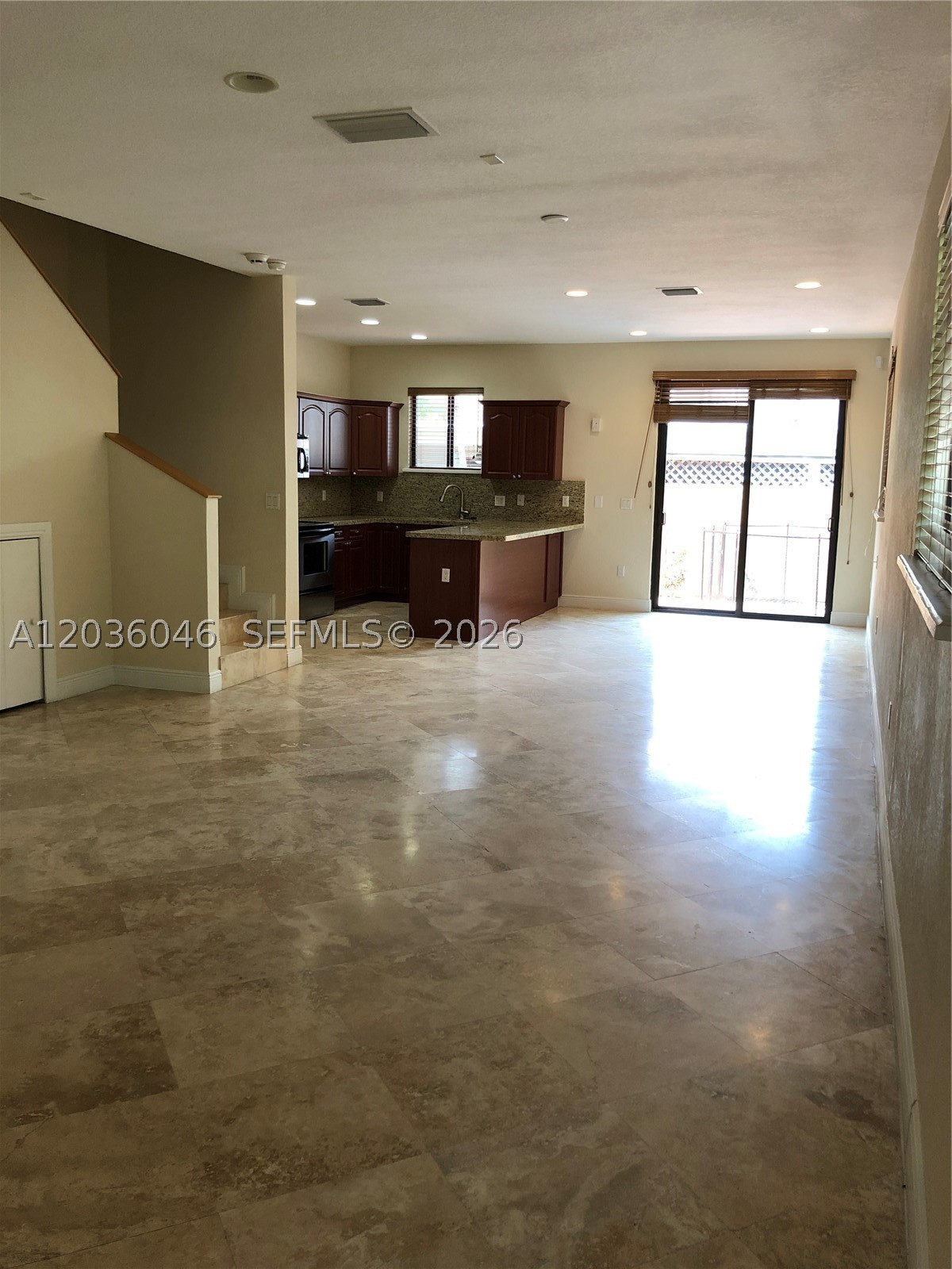 GIFFORD LANE VILLAS CONDO - Residential Lease