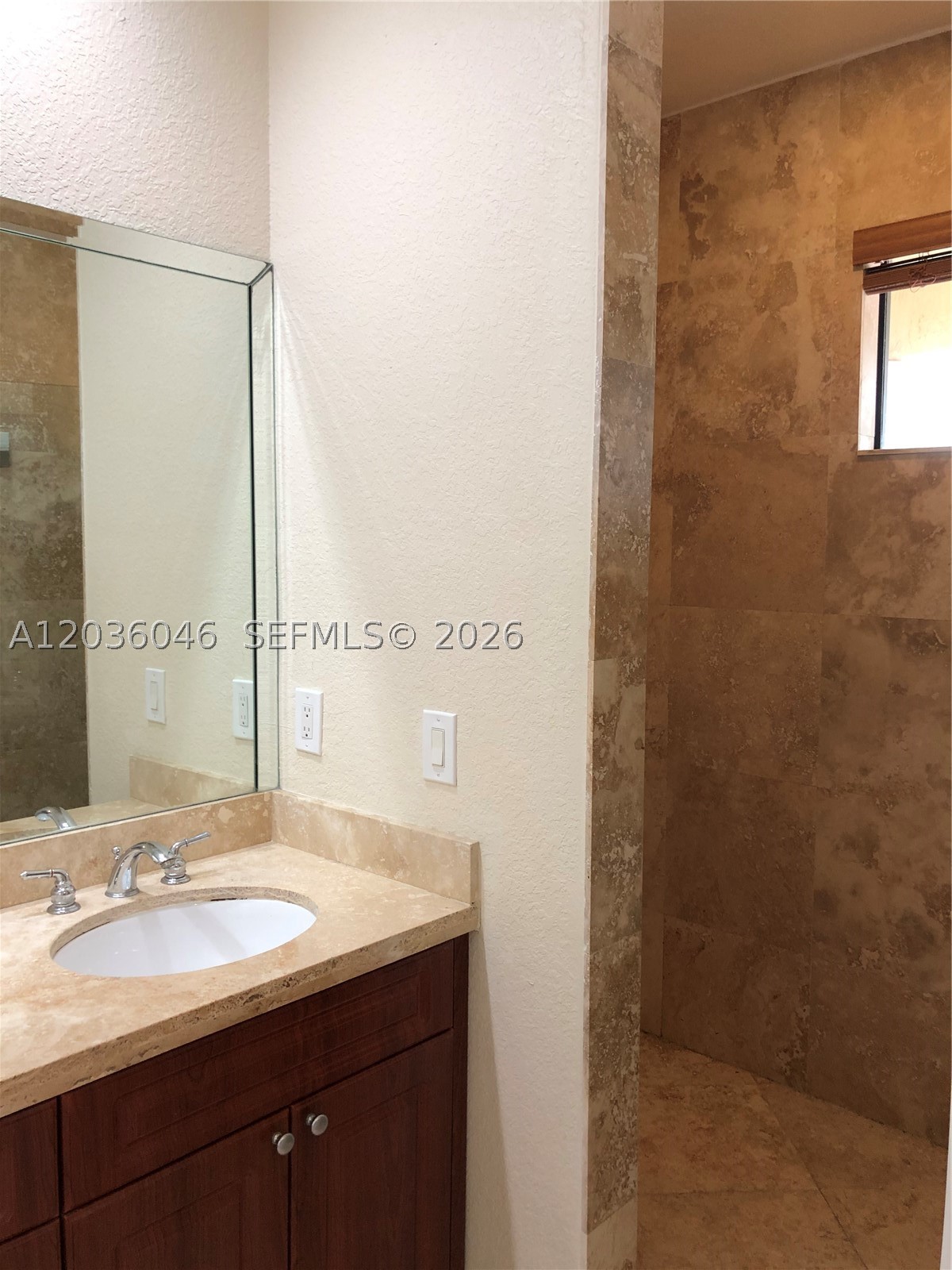 GIFFORD LANE VILLAS CONDO - Residential Lease