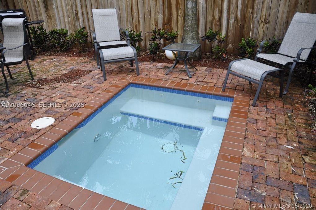 GIFFORD LANE VILLAS CONDO - Residential Lease