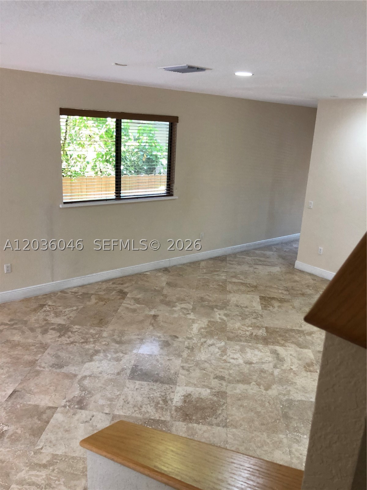 GIFFORD LANE VILLAS CONDO - Residential Lease