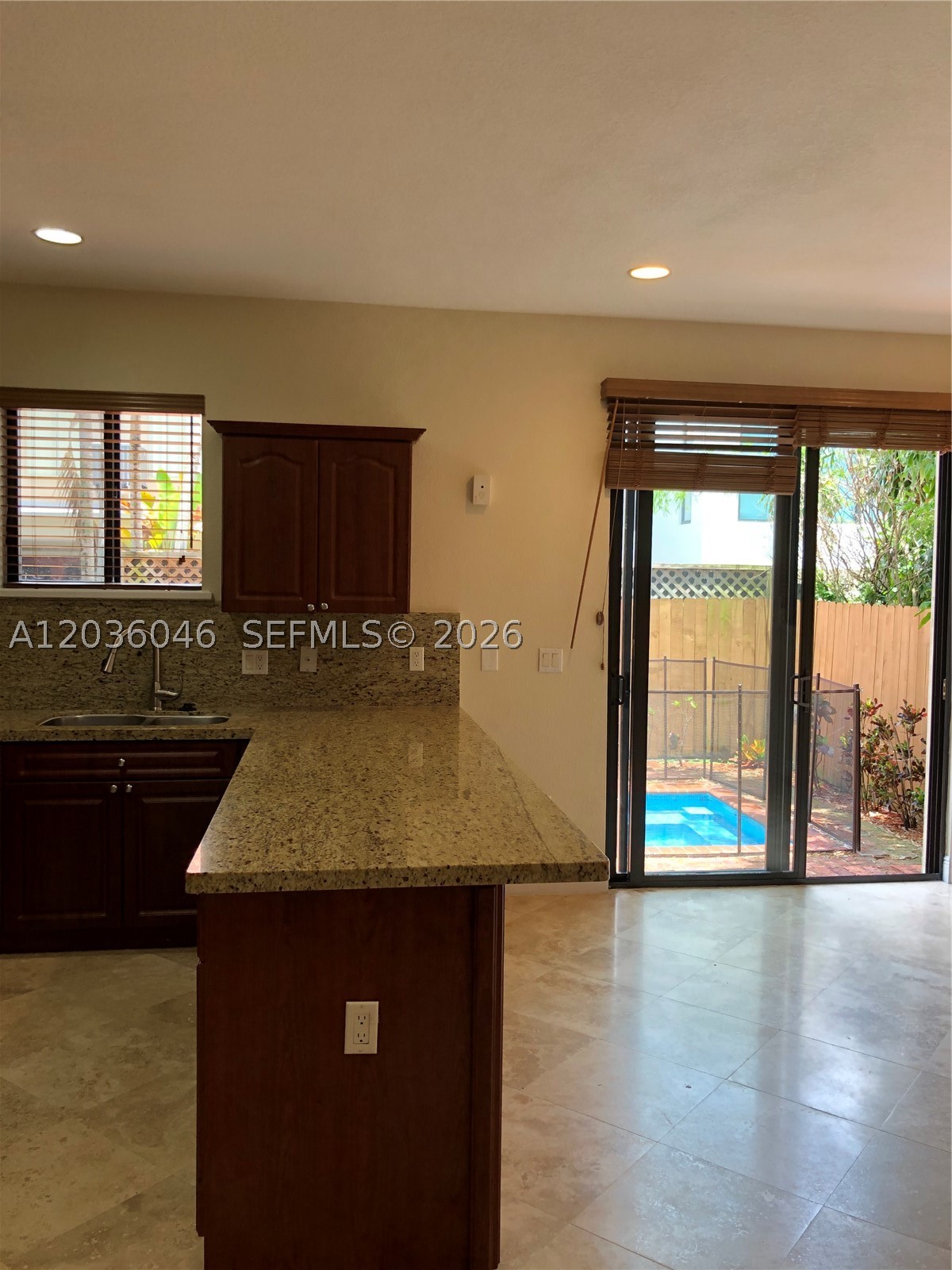 GIFFORD LANE VILLAS CONDO - Residential Lease