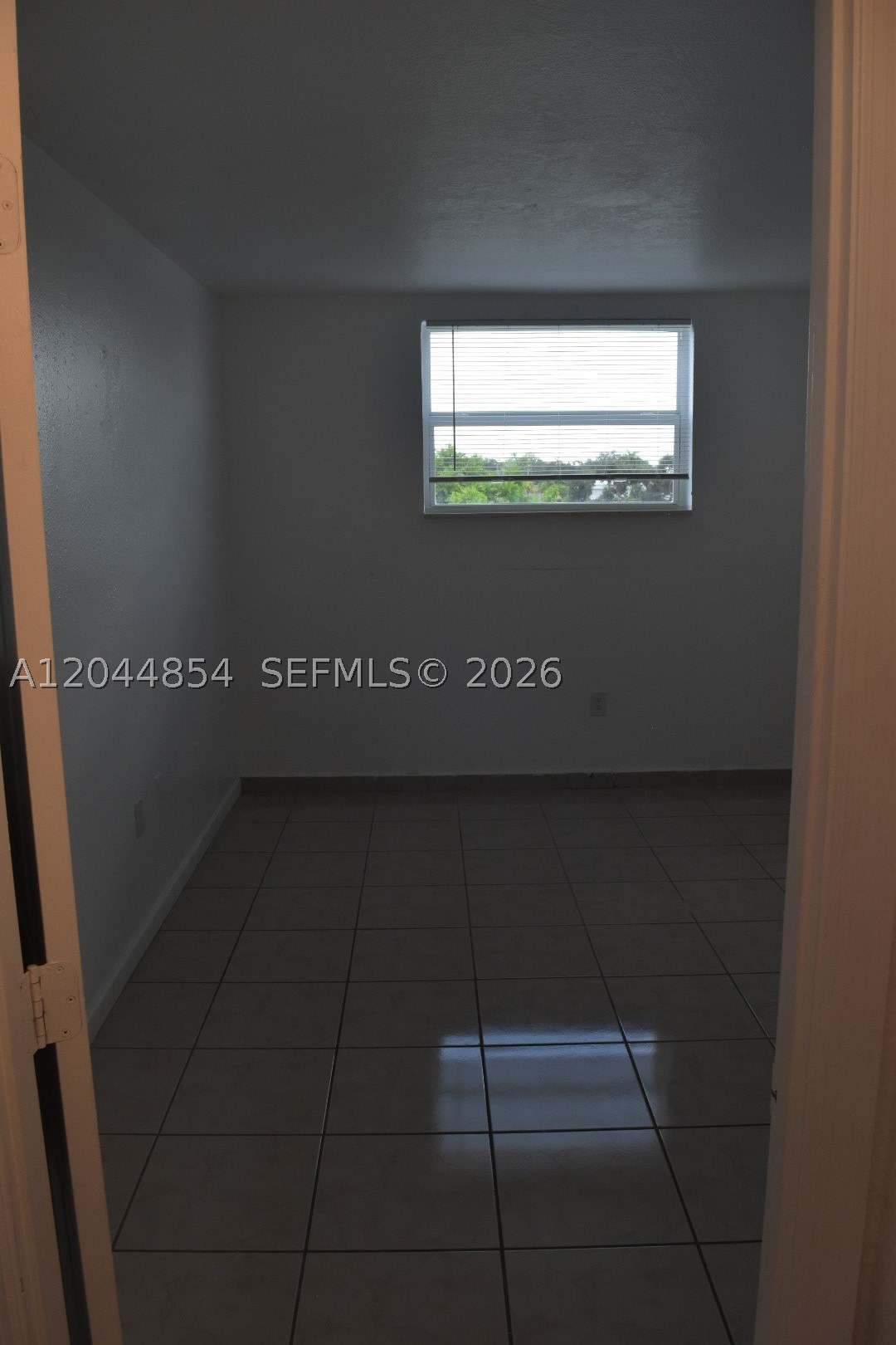LAS ESTRELLAS CONDO - Residential Lease