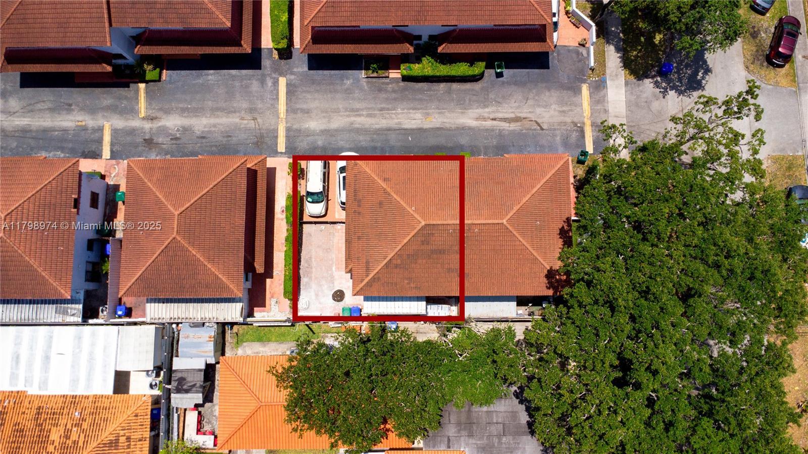 EL BATEY CONDO - Residential