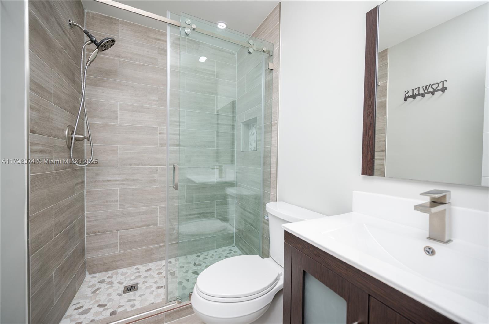 EL BATEY CONDO - Residential