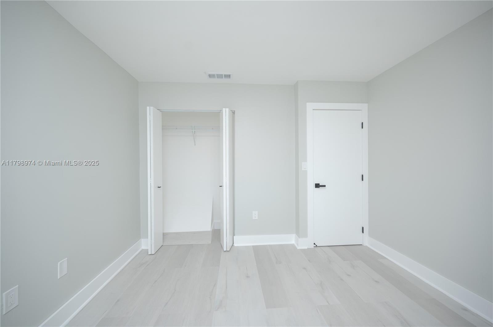 EL BATEY CONDO - Residential
