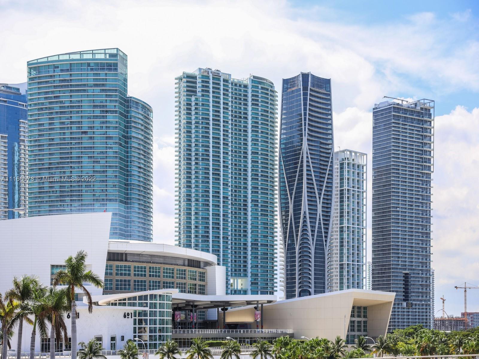 ONE THOUSAND MUSEUM CONDO - Residential