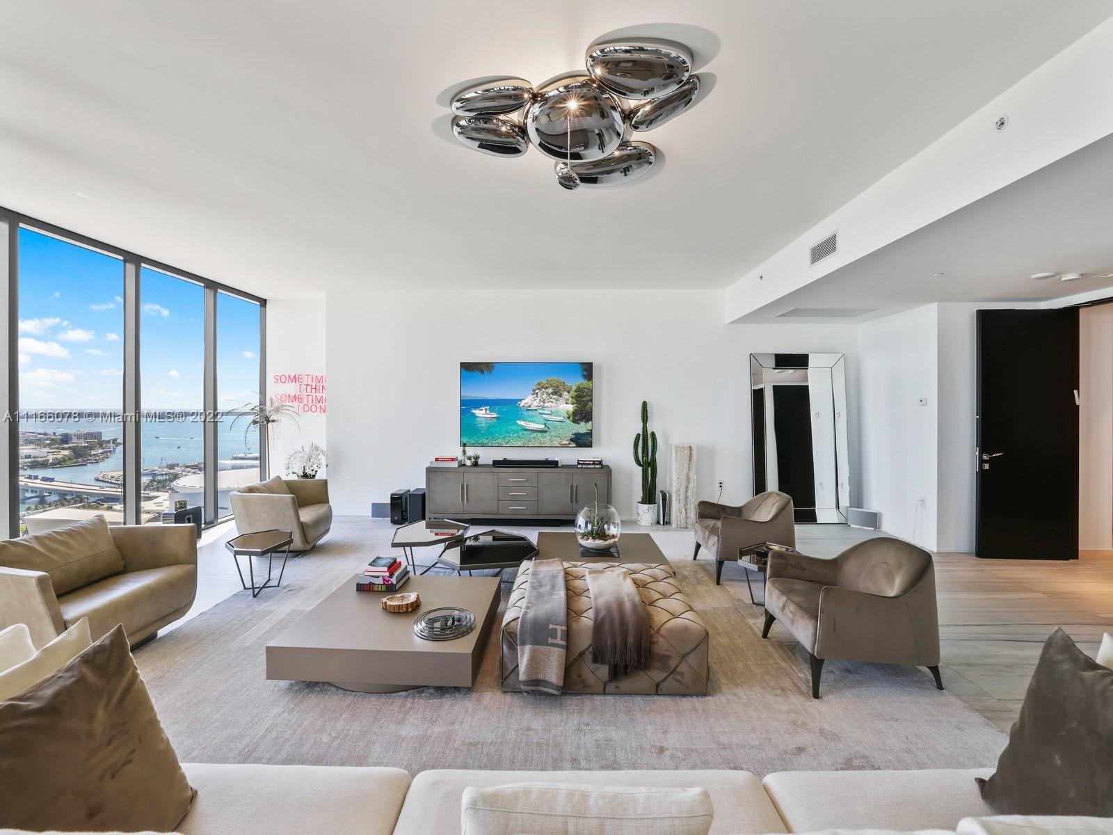 ONE THOUSAND MUSEUM CONDO - Residential