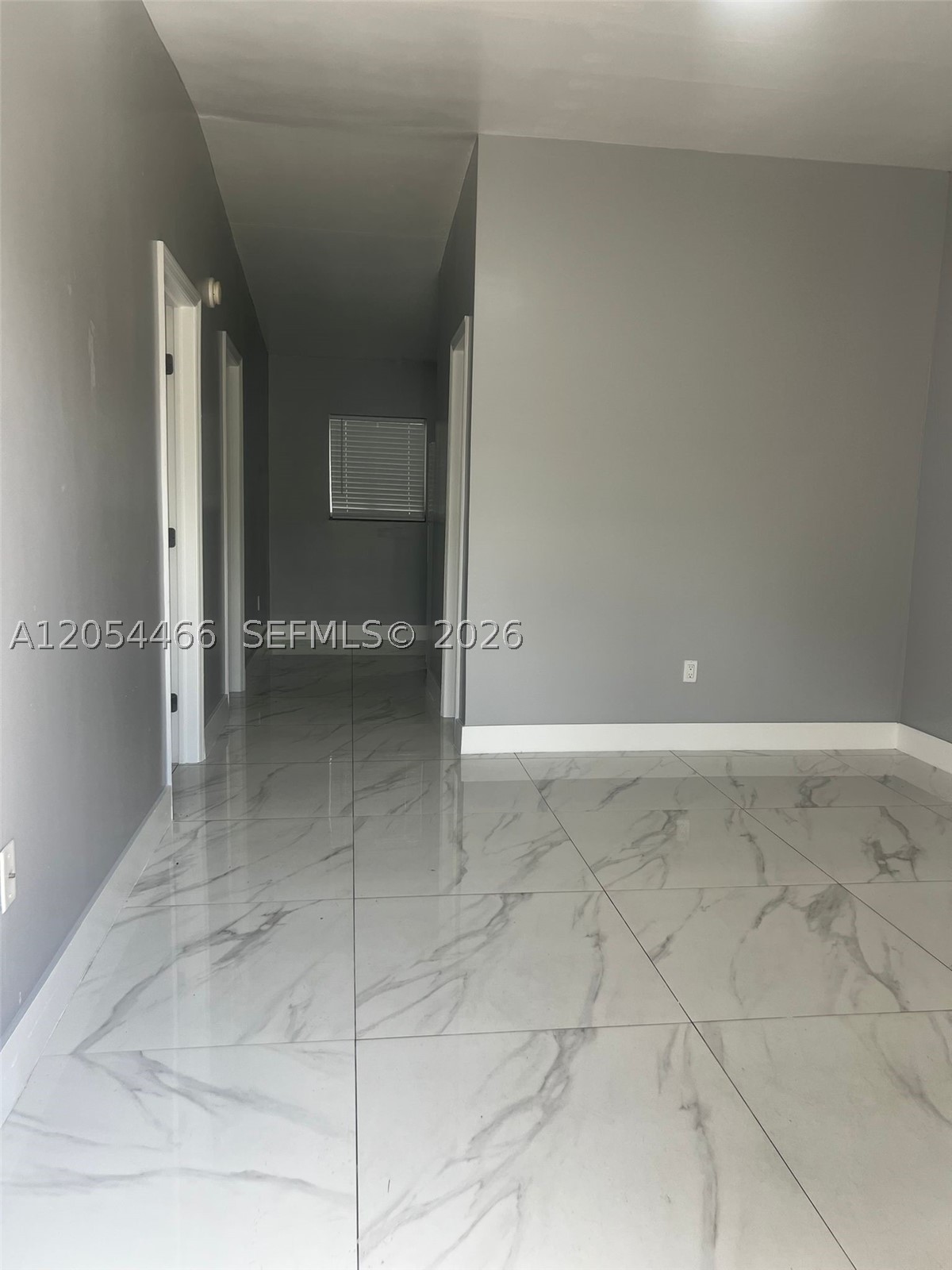 SUBURBAN PARK - Residential Lease