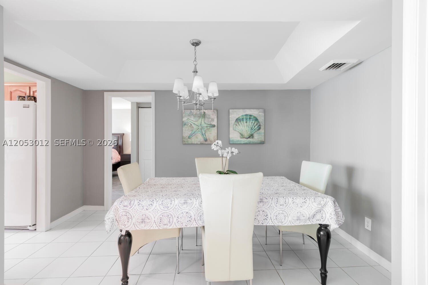 MAYFAIR HOUSE CONDO - Residential Lease