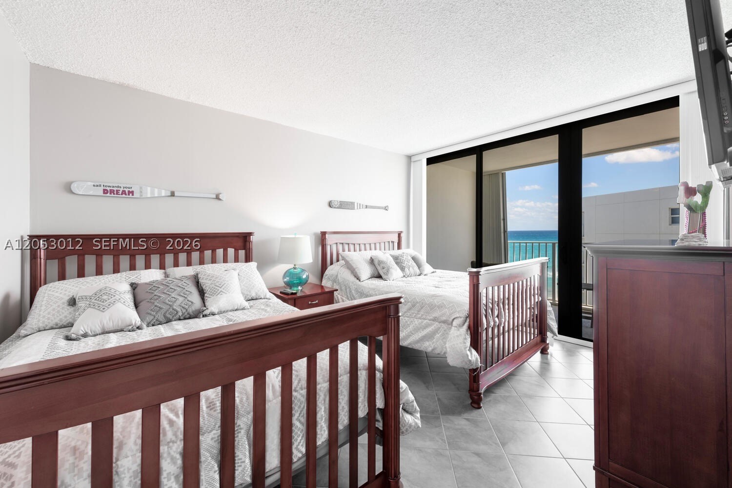 MAYFAIR HOUSE CONDO - Residential Lease