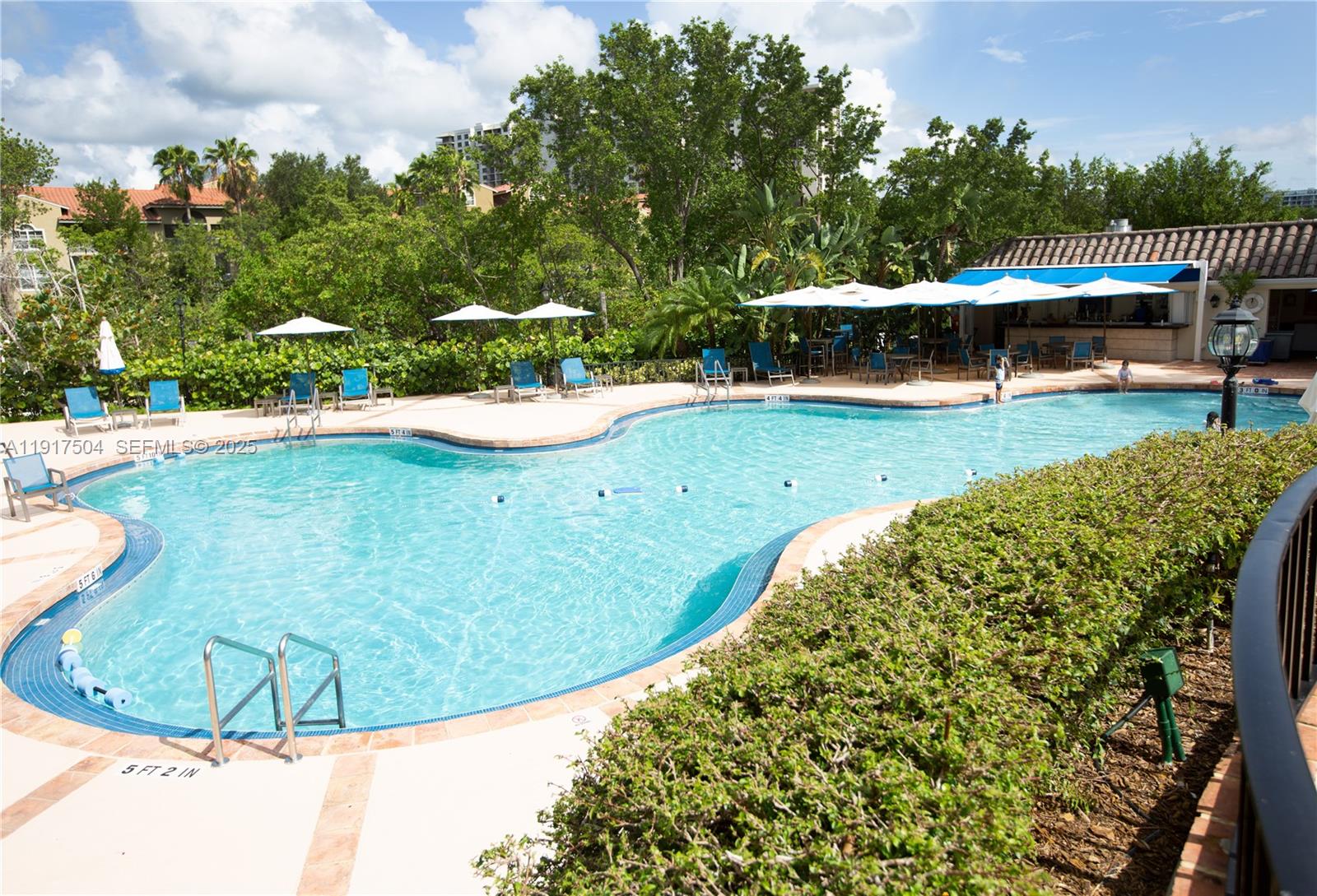 1000 ISL BLVD WILLIAMS IS - Residential