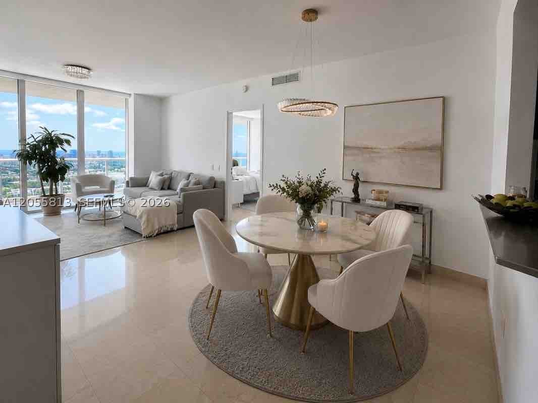 ICON CONDO - Residential