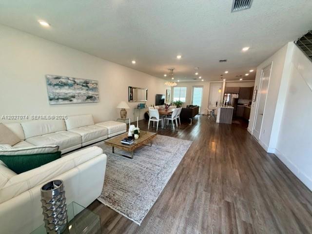 LANDMARK AT DORAL CENTRAL - Residential