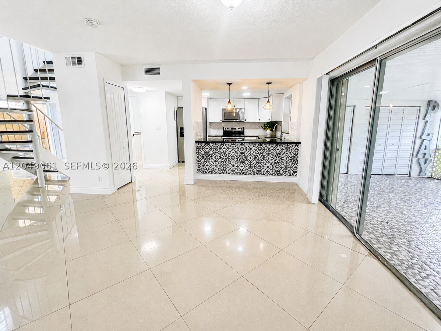 WELLEBY TOWNHOME 1 CONDO - Residential Lease