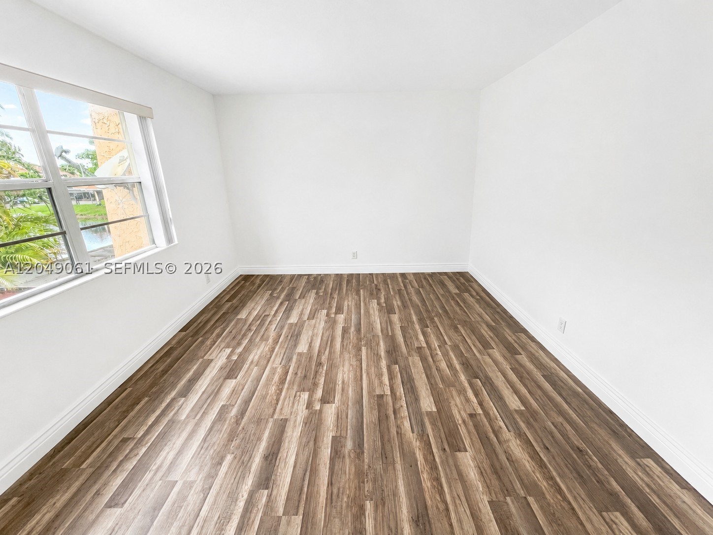 WELLEBY TOWNHOME 1 CONDO - Residential Lease