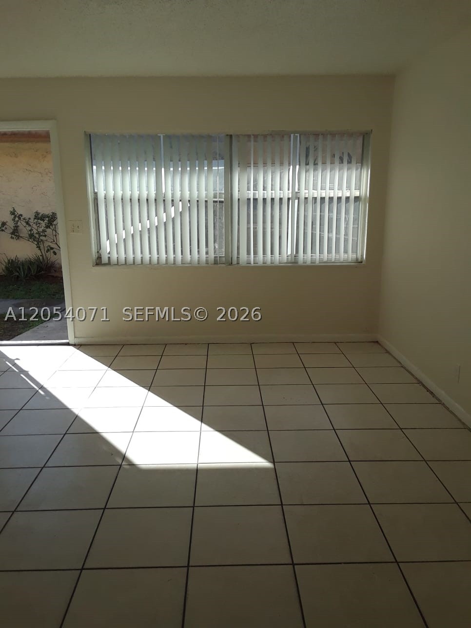 INVERNESS VILLAGE TWO CON - Residential Lease
