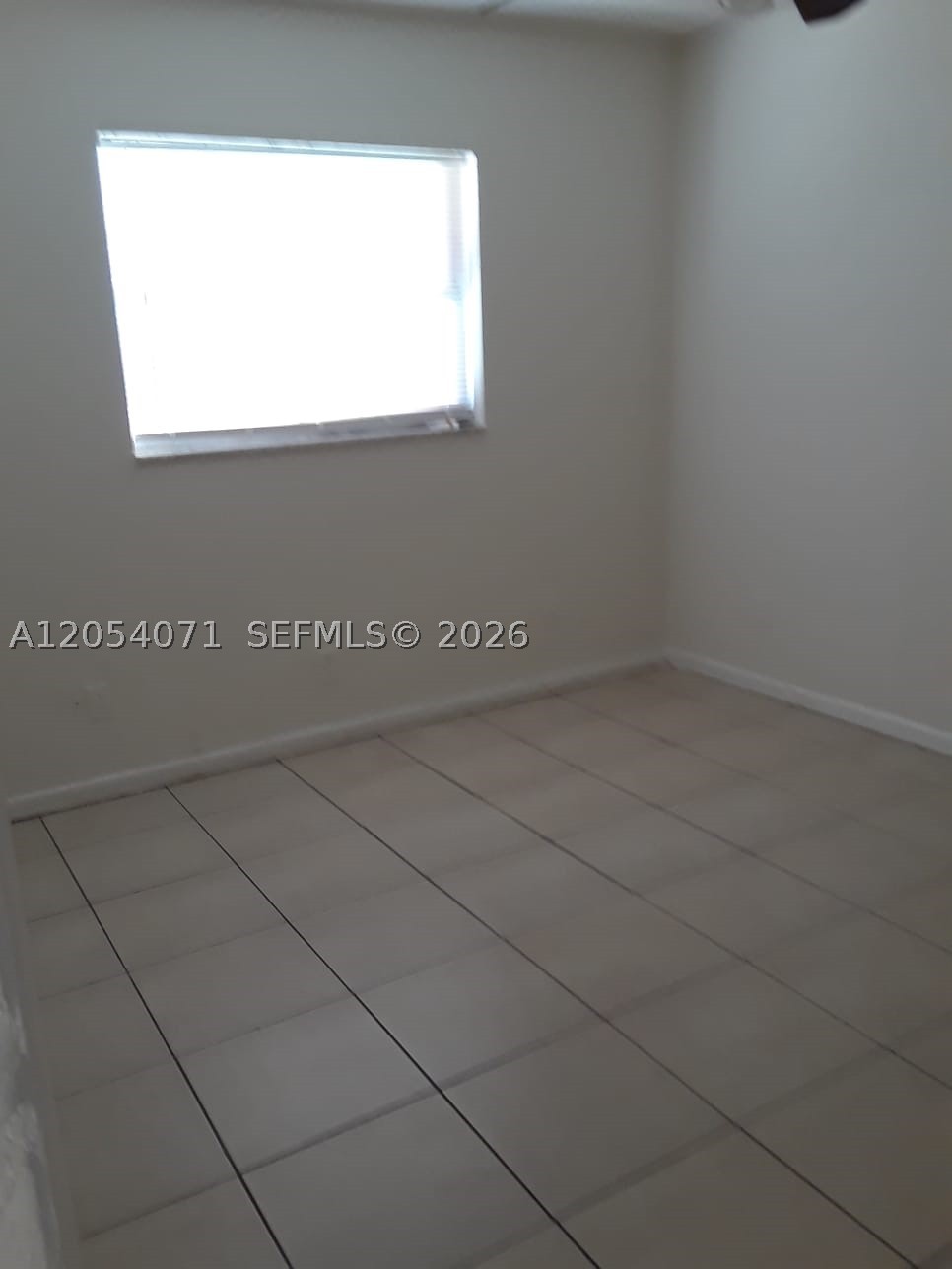 INVERNESS VILLAGE TWO CON - Residential Lease