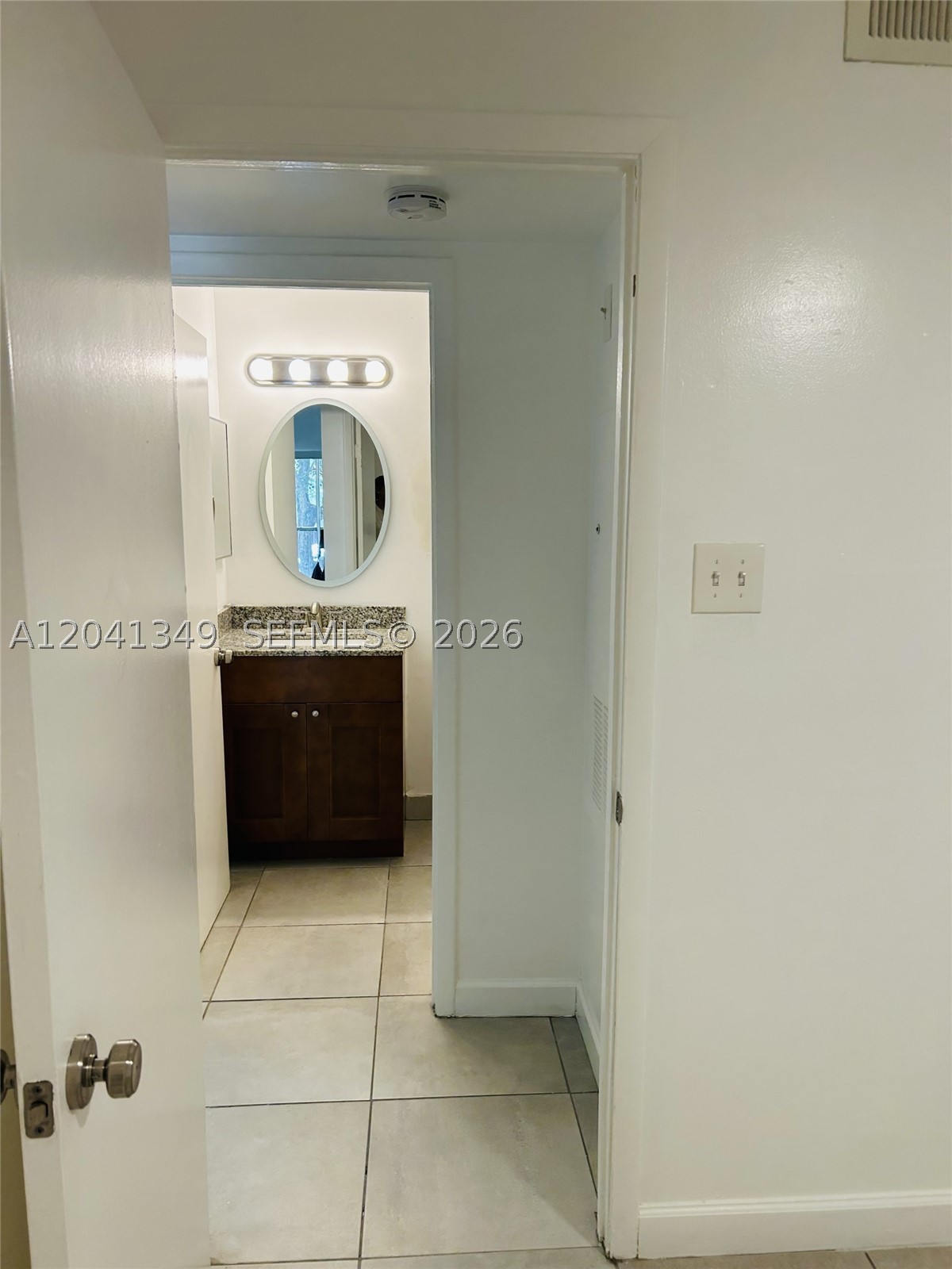 HAMMOCKS TRAILS CONDO - Residential Lease
