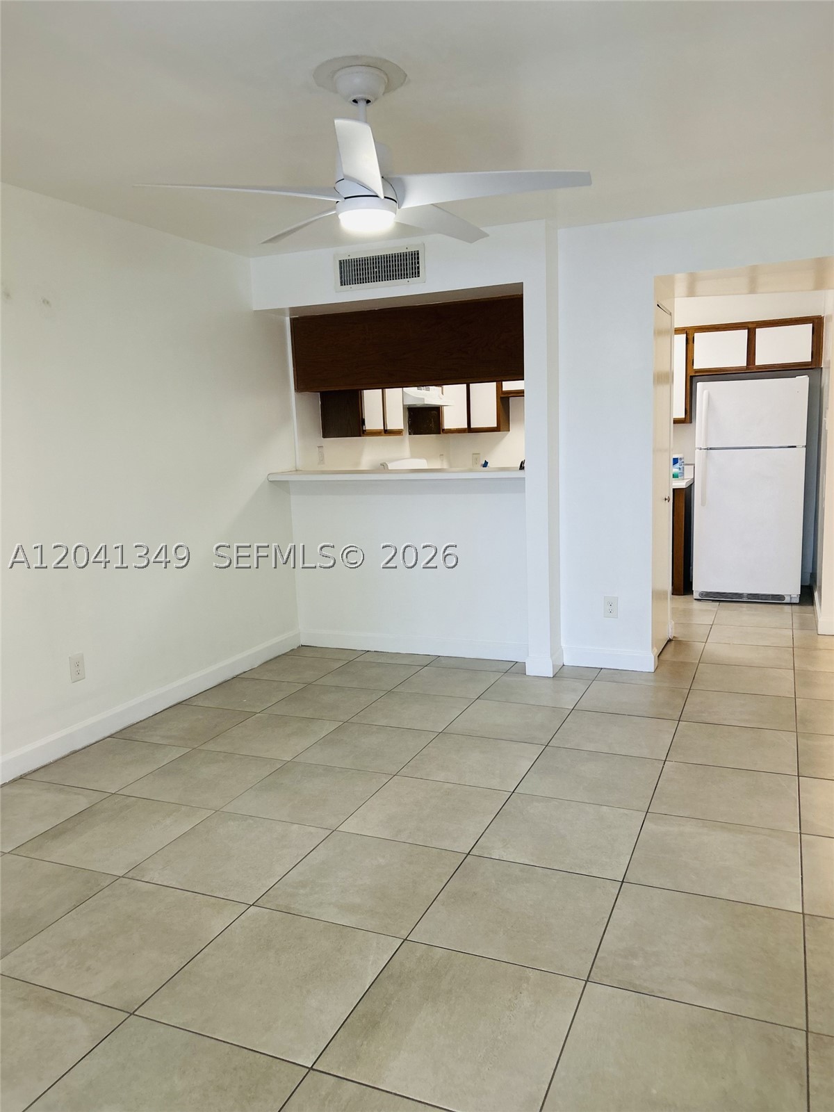 HAMMOCKS TRAILS CONDO - Residential Lease