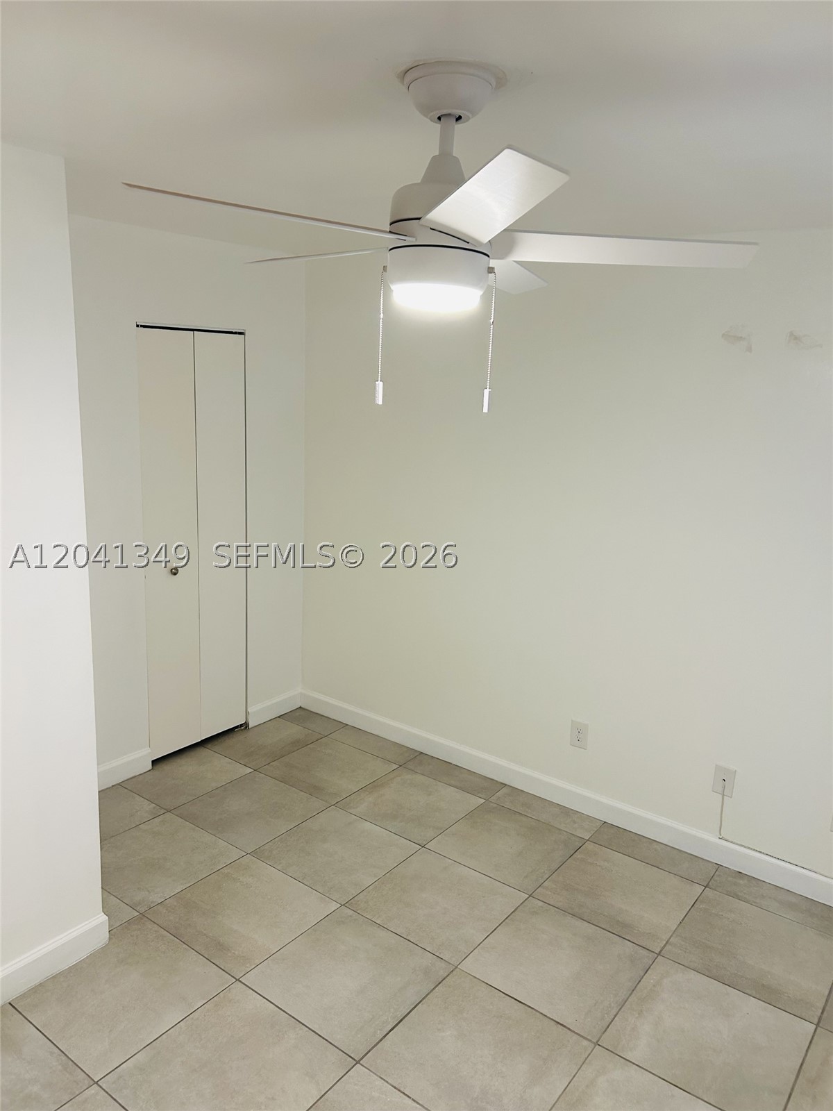 HAMMOCKS TRAILS CONDO - Residential Lease