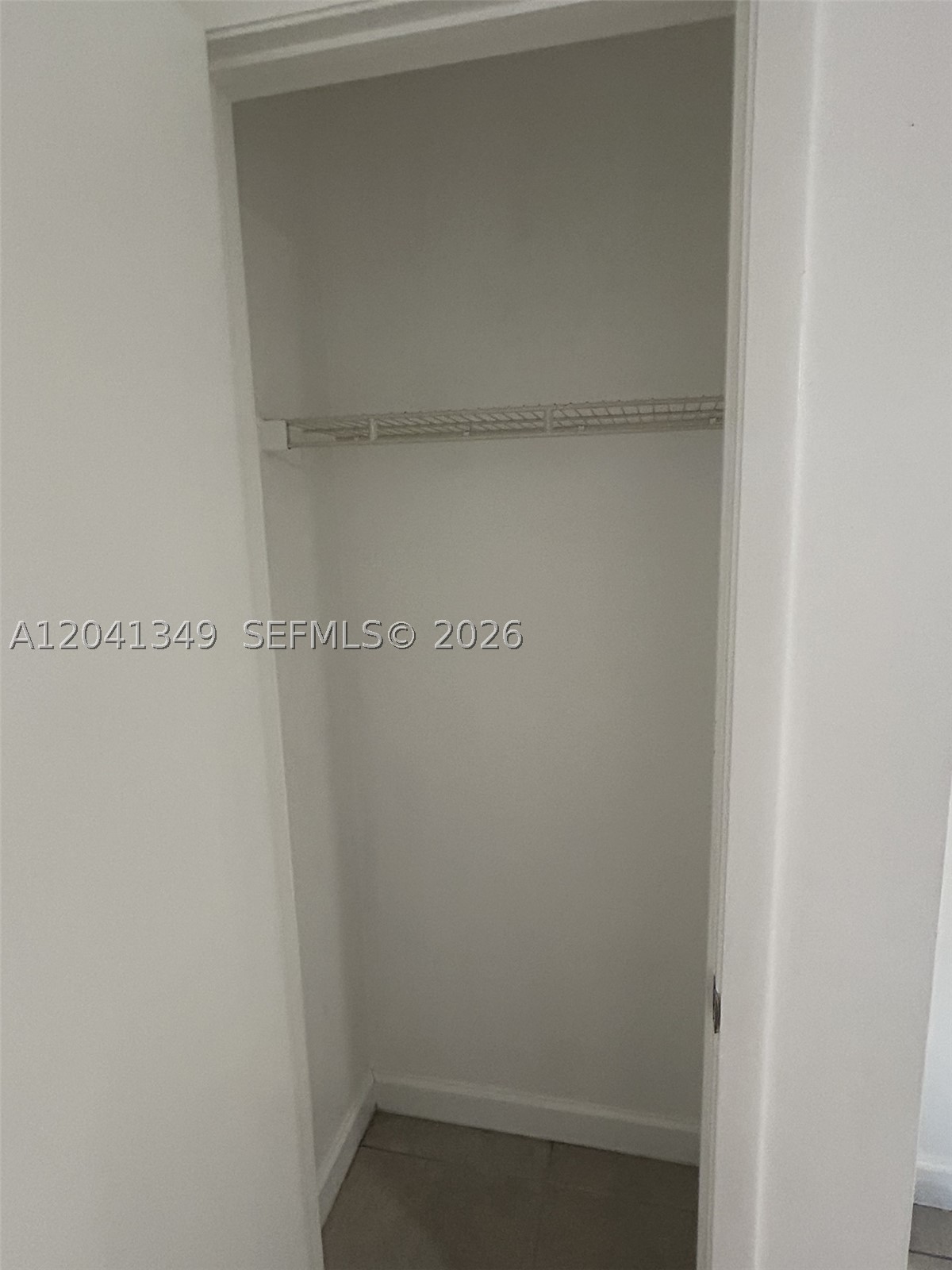 HAMMOCKS TRAILS CONDO - Residential Lease